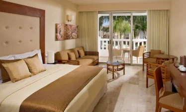 Grand Riviera Princess